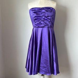 NEW XOXO Juniors Strapless Dress Size 13